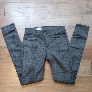 Gap Legging Size 24/00‎